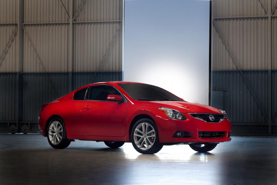  Nissan Altima Coupe (U32) 2008 года  (фото 54 из 54)